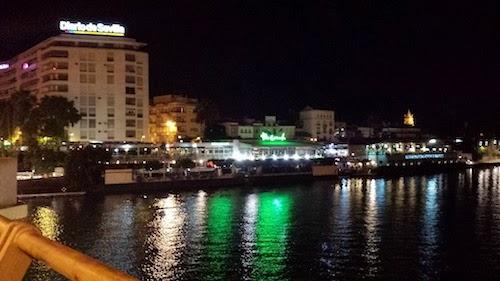 Paseando por Triana, corazón de Sevilla.