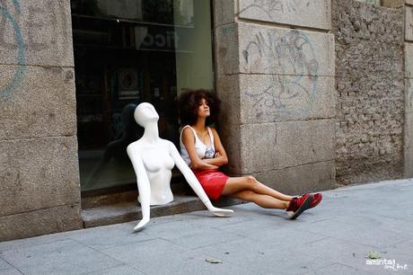 New season essentials! mannequin_streetstyle-1