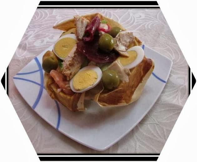 ENSALADA  EN  CESTOS