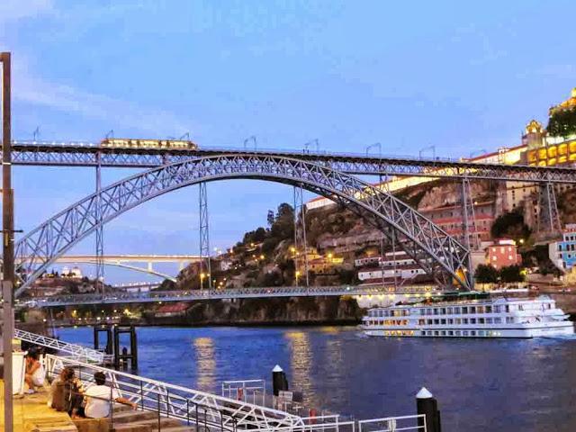 FALSO SUSHI DE TOMATE Y ANCHOA