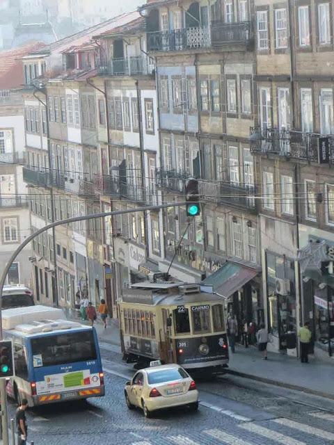 FALSO SUSHI DE TOMATE Y ANCHOA