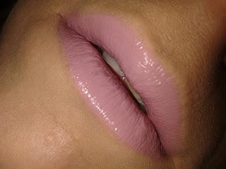 LOOK GRIS AHUMADO