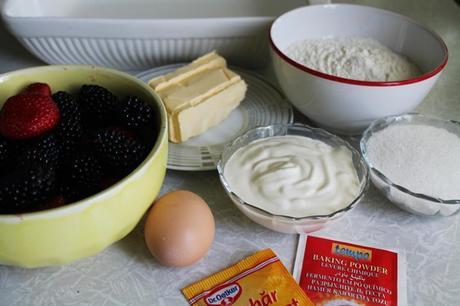 Tarta con moras y fresas IMG_0921
