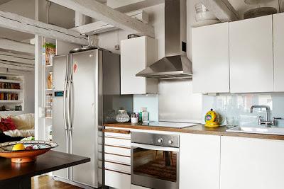 Estilo Rustico de una Vivienda en una Buhardilla