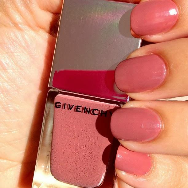 SOIR D'EXCEPTION fall 2013 collection Givenchy