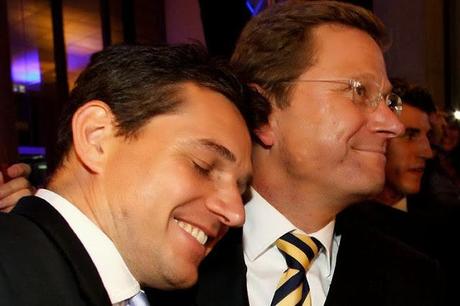 Guido Westerwelle, ministro de Relaciones Exteriores alemán, abiertamente gay y activista, pierde su escaño