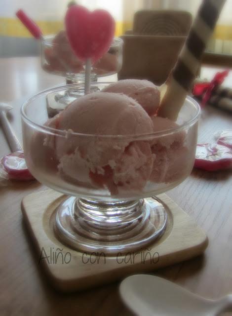 HELADO DE PIRULETA DE FRESA (CON LICOR)
