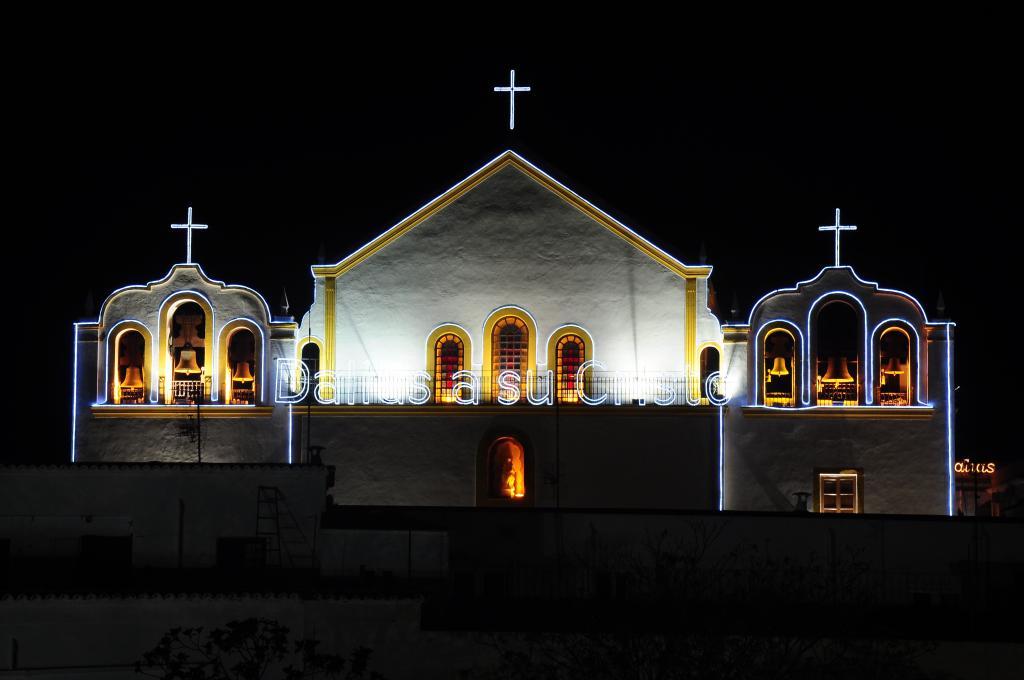  photo cristo13-28_zpsc54fb62b.jpg