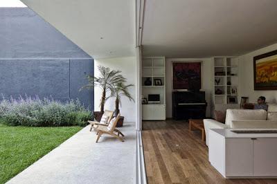 Vivienda Minimalista entre Medianeras