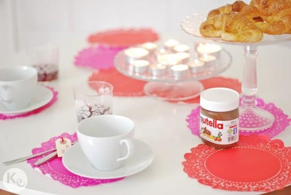 Doilies breakfast decor