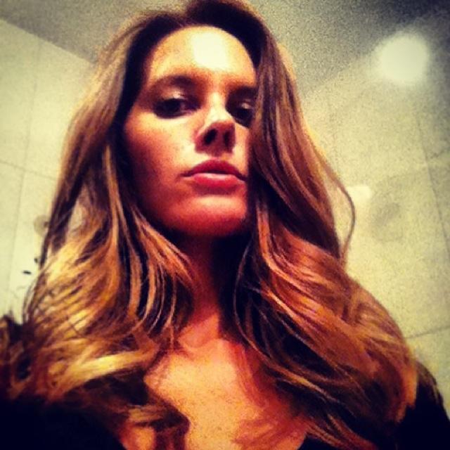 dafne patruno melena peluqueria carol bruguera