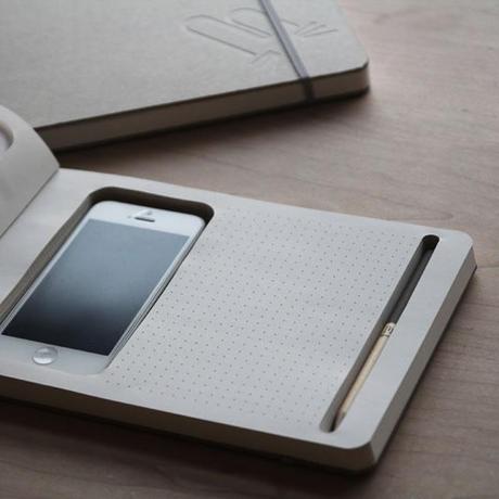 Phone + book :: cuaderno y smartphone todo en uno