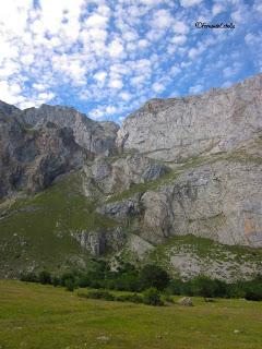 Vistas de Fuente Dé, Cantabria, Polidas chamineras