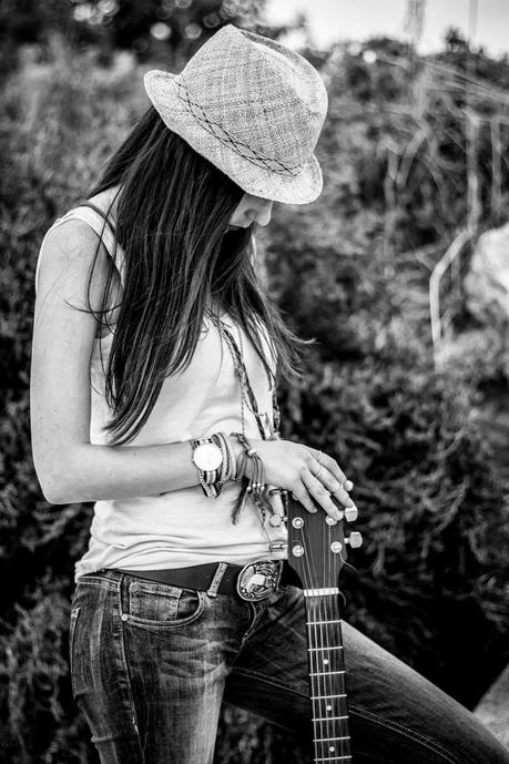 ShoesAndBasicsFriends: Countriy