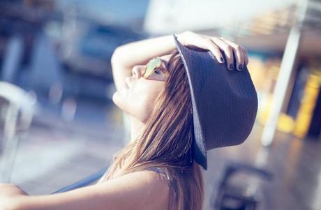 street style barbara crespo sequin vest paul ans joe blue outfit 