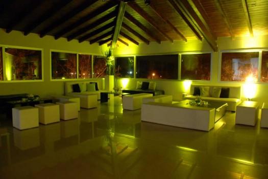 Salones de fiesta para casamientos, bodas y eventos empresariales.