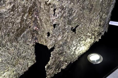 A-cero Projects imágenes del Biombo de bronce diseñado por A-cero