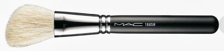 ♥ Brocha 168 de Mac. Large Angled Contour Brush ♥ Brocha 168 de Mac. Large Angled Contour Brush
