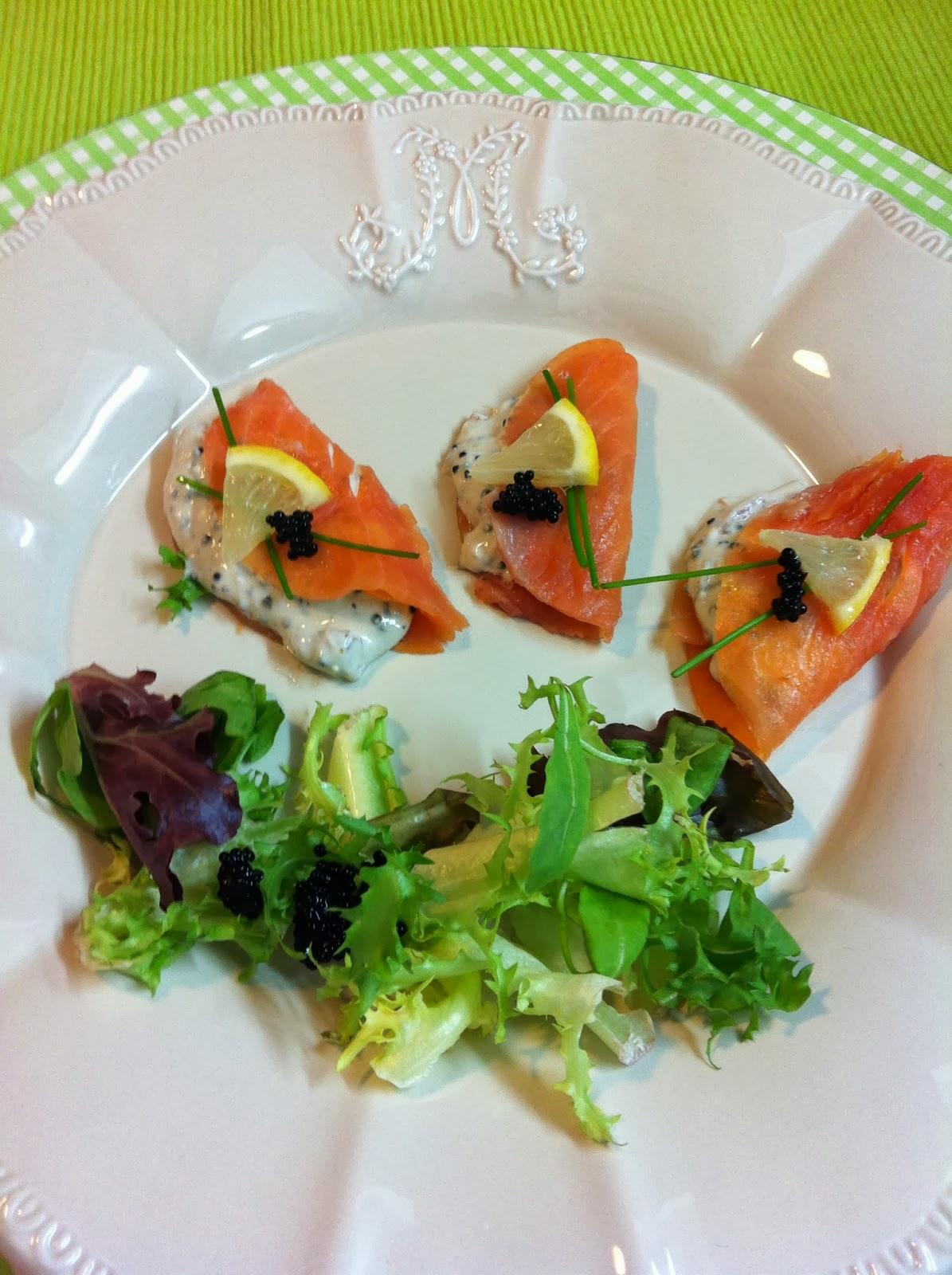 Envueltos De Trucha Ahumada Con Crema De Queso