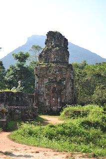 Día 5: La joya de Hoi An (My Son y Marble Mountains)