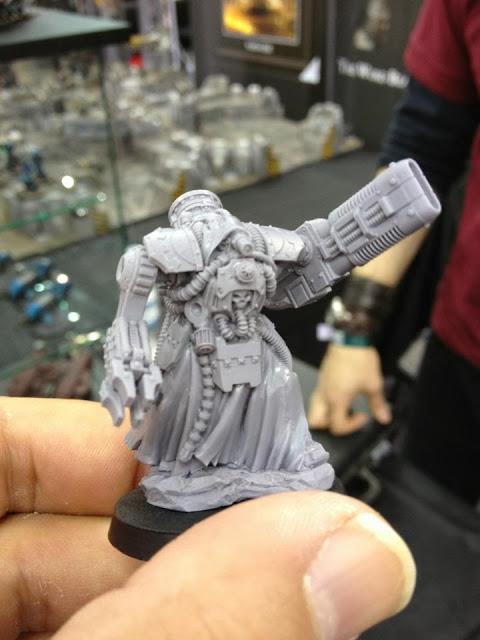 Primeras fotos del GD UK 2013:Sentinels of Terra y un supuesto Primarca oficial.