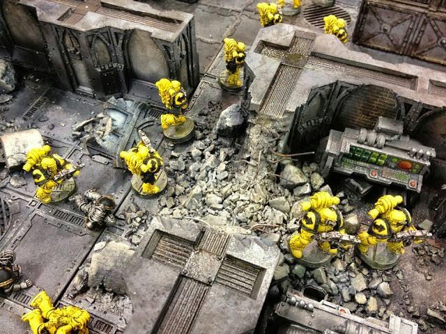 Se confirma:La figura de Lorgar es oficial(+Batalla de Phall y álbum)