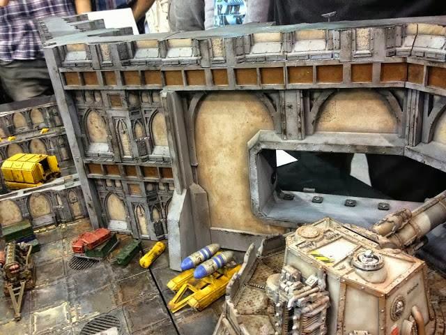 Se confirma:La figura de Lorgar es oficial(+Batalla de Phall y álbum)