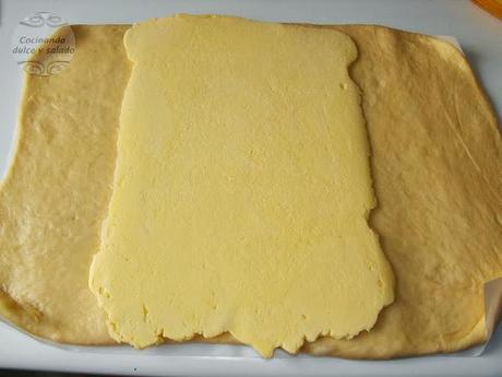 Croissants paso a paso, masa en panificadora