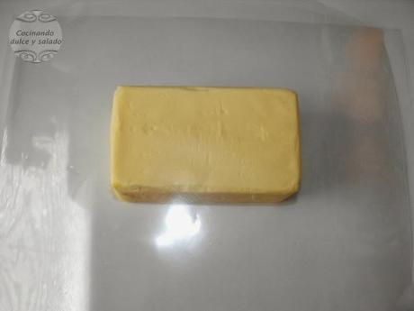 Croissants paso a paso, masa en panificadora