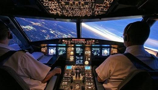 LOS DOS PILOTOS DE UN VUELO SE QUEDAN DORMIDOS A LA VEZ