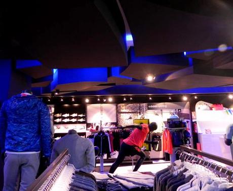 A-cero Projects Inauguración de la tienda Intersport en Madrid diseñada por A-cero