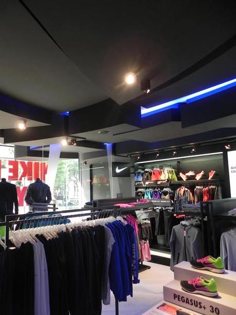 A-cero Projects Inauguración de la tienda Intersport en Madrid diseñada por A-cero