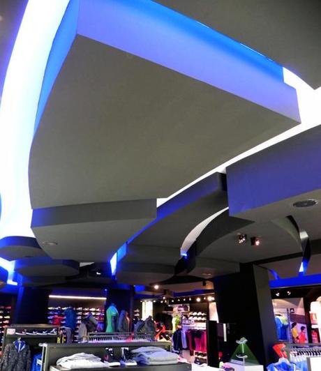 A-cero Projects Inauguración de la tienda Intersport en Madrid diseñada por A-cero