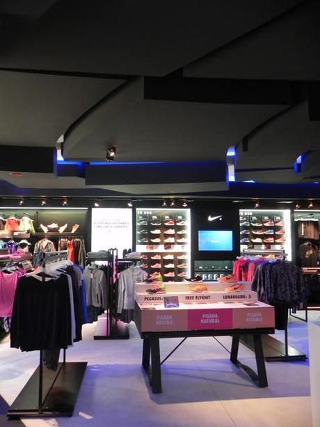 A-cero Projects Inauguración de la tienda Intersport en Madrid diseñada por A-cero