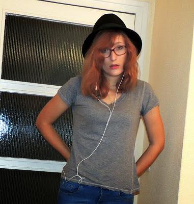 Today's ♦ Outfit and lipstick trying