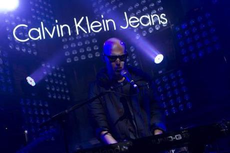 Calvin Klein Jeans fue el anfitrión de “Nocturne” Shes a Tease 2