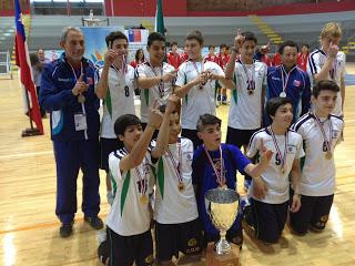 LICEO CAMILO ORTÚZAR ES EL FLAMANTE CAMPEÓN EN EL VOLÉIBOL MASCULINO DE LOS JUEGOS ESCOLARES