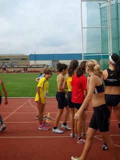Sábado mañana....Entreno natación...1.000m lisos atletismo ...