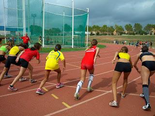 Sábado mañana....Entreno natación...1.000m lisos atletismo ...