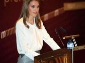 Dña. Letizia, look sobrio Mujeres Directivas (FEDEPE)