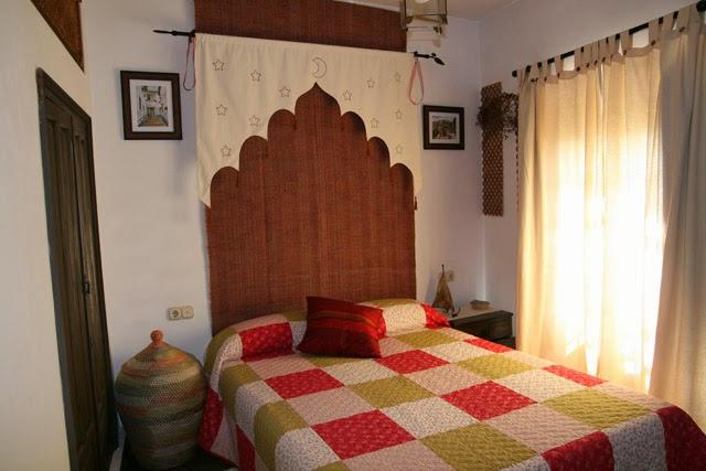 CON INFLUENCIA DE MARRUECOS