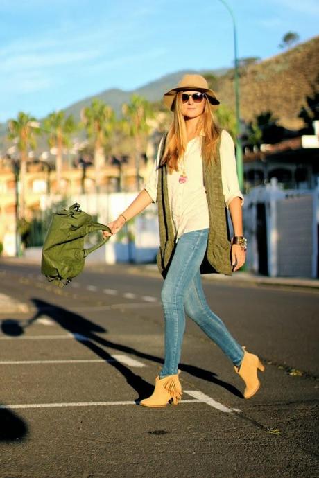 Caqui Vest