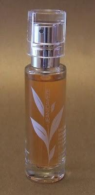 El Perfume del Mes – “Eau de Soin Ensoleillee” de JEAN D’AVEZE El Perfume del Mes – “Eau de Soin Ensoleillee” de JEAN D’AVEZE