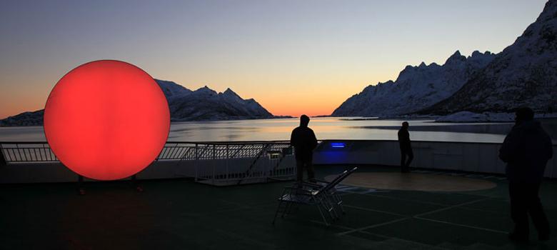 El Futuro ya está aquí: Fabrican un sol de 'leds' para iluminar los inviernos noruegos