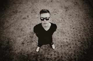 Nicky Romero Tomorrowworld Set a Través de Sus Gafas Google