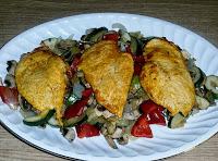 Pollo al pimentón con salteado de verduras