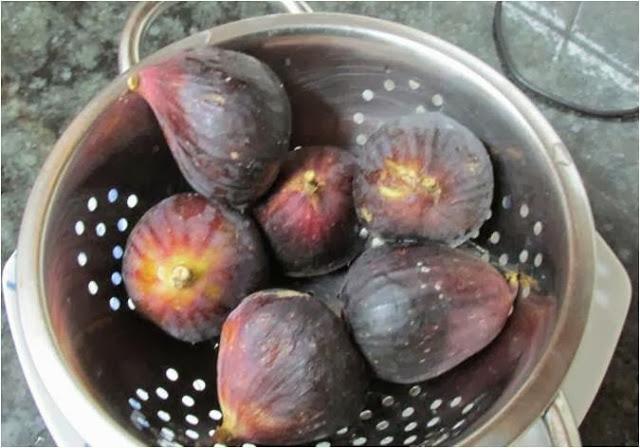 ENSALADA CON PIÑA  Y HIGOS