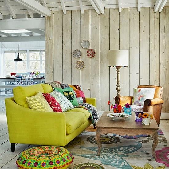 SOFAS Y BUTACAS, CON TAPIZADOS INTERESANTES