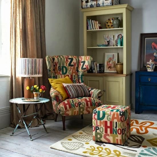 SOFAS Y BUTACAS, CON TAPIZADOS INTERESANTES