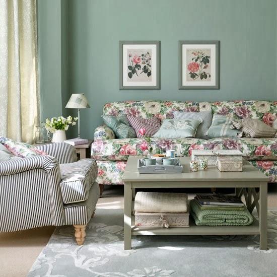 SOFAS Y BUTACAS, CON TAPIZADOS INTERESANTES